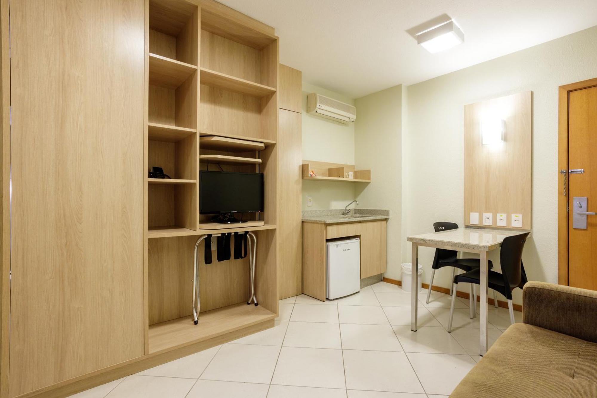 Interclass ฟลอเรียนอโปลิส ห้อง รูปภาพ